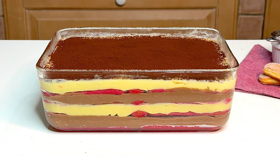 Zuppa Inglese: la Ricetta Tradizionale Emiliana del Dolce al Cucchiaio che Conquista Tutti